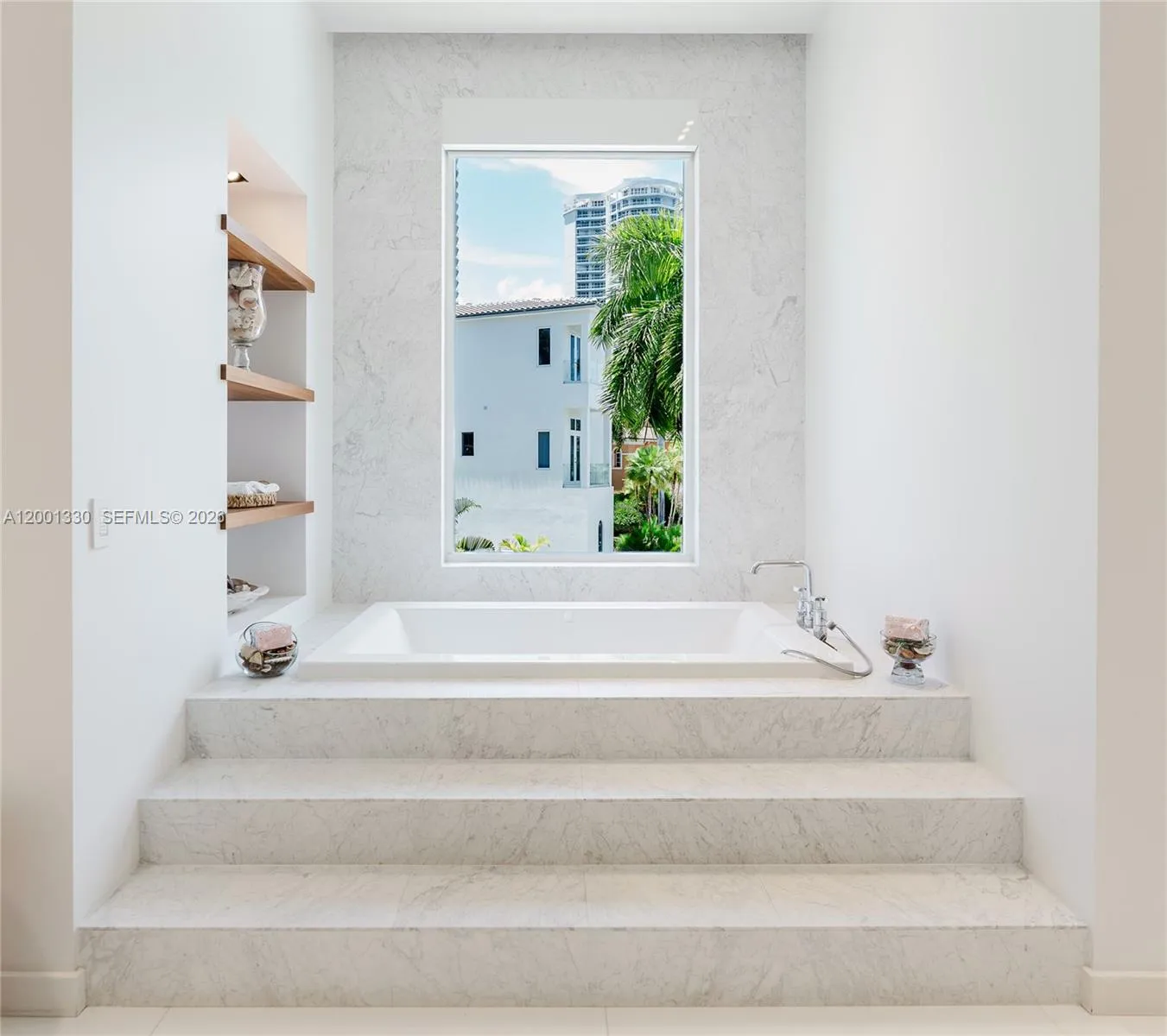 3916 Island Estates Dr, Aventura, Florida 33160, Aventura, Florida 33160, 6 Bedrooms Bedrooms, ,7 BathroomsBathrooms,Residential,For Sale,3916 Island Estates Dr, Aventura, Florida 33160,A12001330