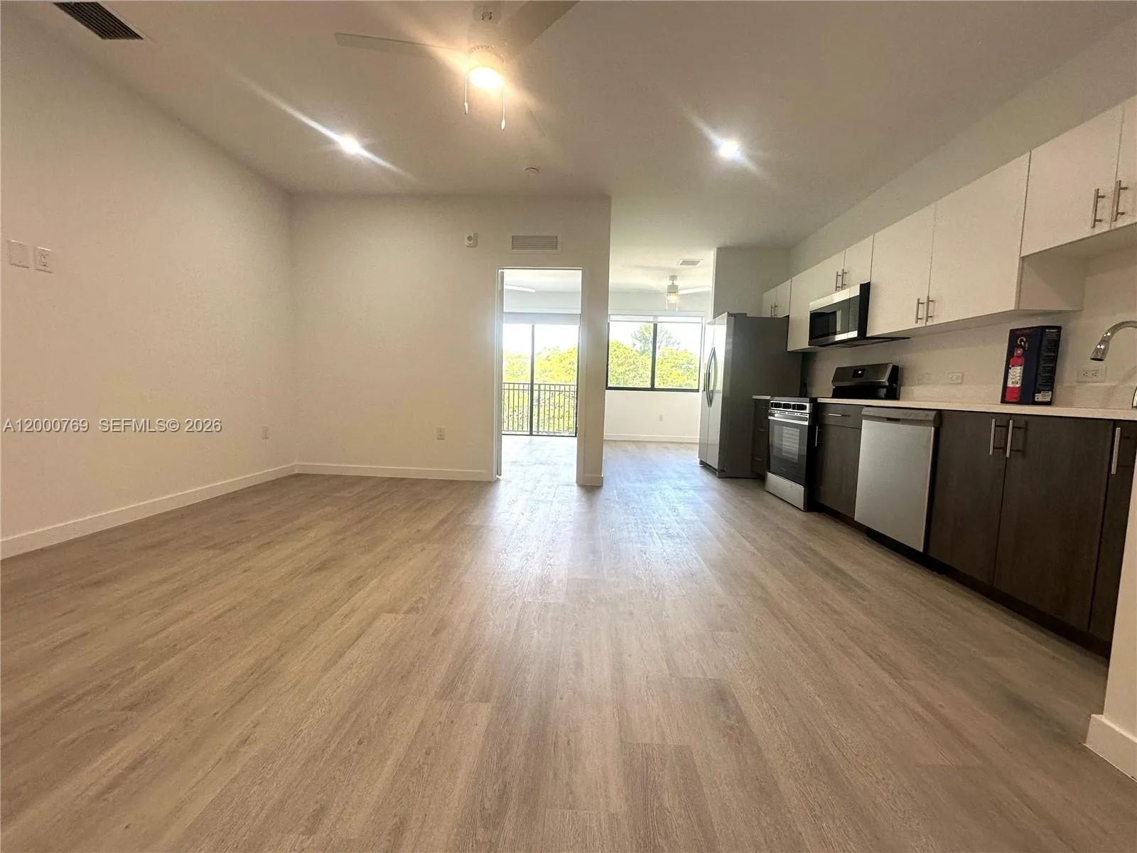 20 Ne 19th Ave 304, Pompano Beach, Florida 33060, Pompano Beach, Florida 33060, 1 Bedroom Bedrooms, ,1 BathroomBathrooms,Residential Lease,For Rent,20 Ne 19th Ave 304, Pompano Beach, Florida 33060,A12000769