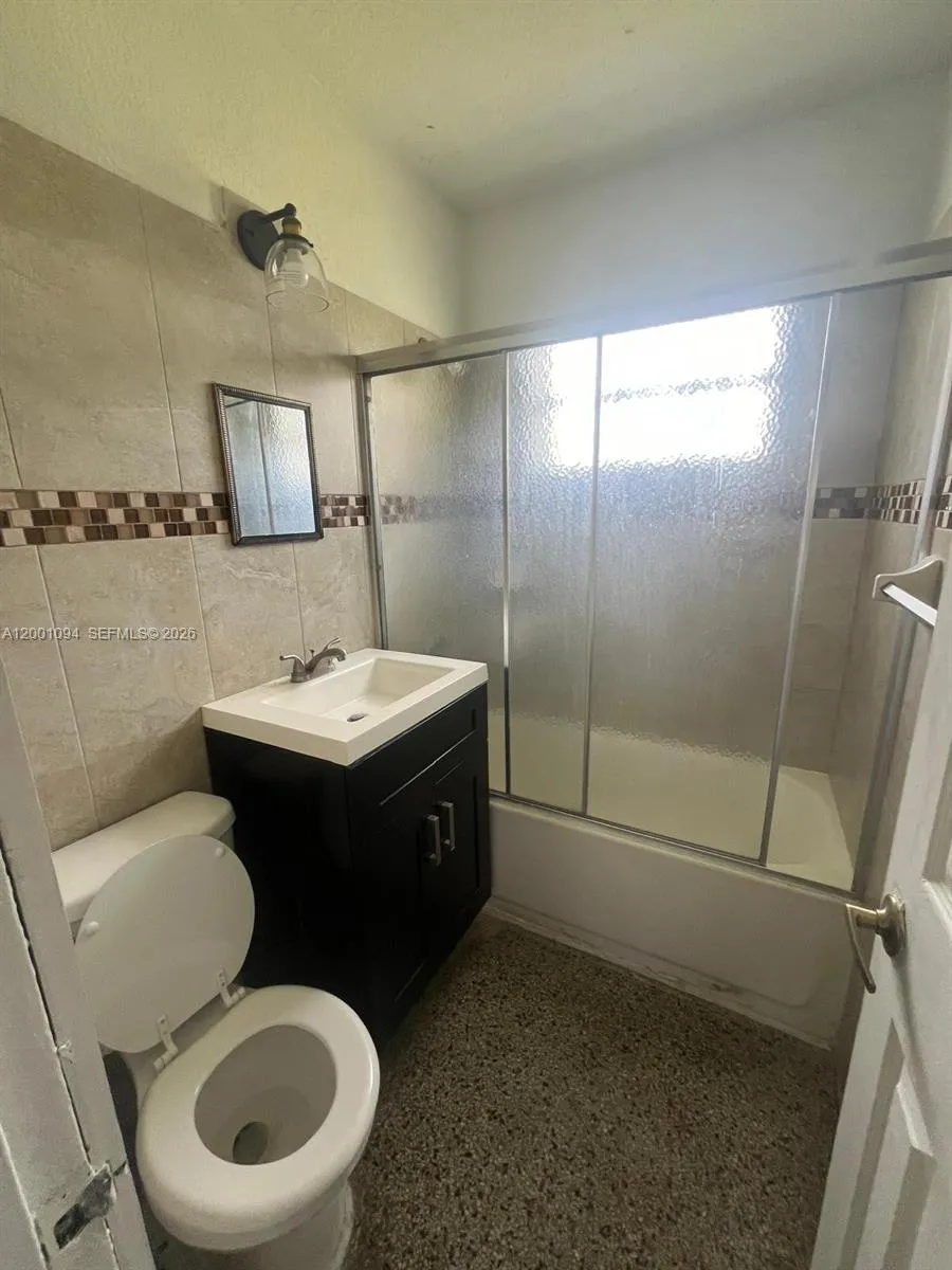 3180 Nw 19th Ave, Miami, Florida 33142, Miami, Florida 33142, ,Residential Income,For Sale,3180 Nw 19th Ave, Miami, Florida 33142,A12001094