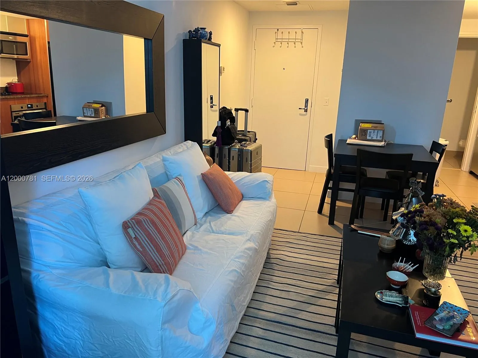 300 S Biscayne Blvd Loft 604, Miami, Florida 33131, Miami, Florida 33131, 1 Bedroom Bedrooms, ,1 BathroomBathrooms,Residential Lease,For Rent,300 S Biscayne Blvd Loft 604, Miami, Florida 33131,A12000781