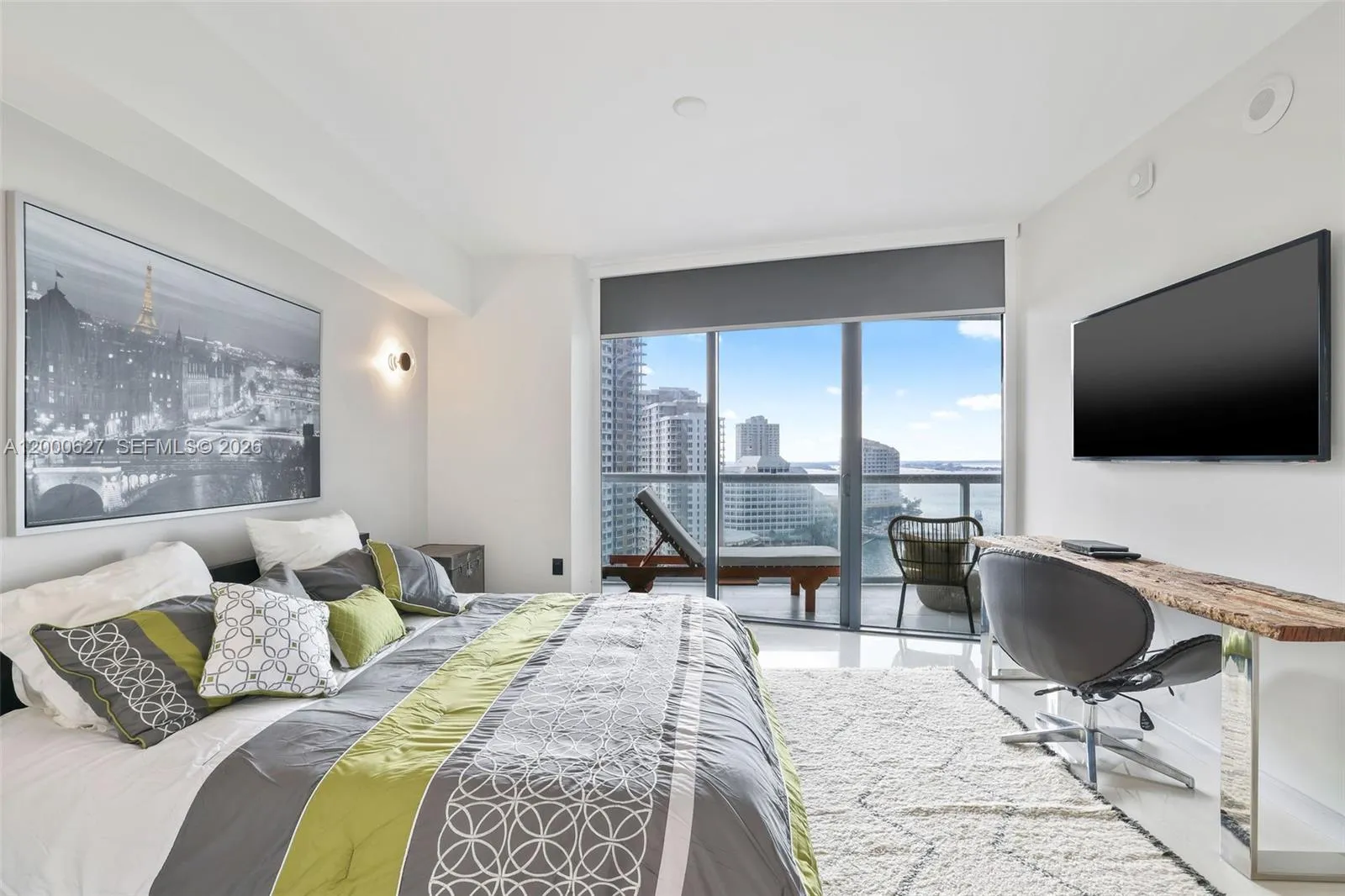 465 Brickell Ave 1805, Miami, Florida 33131, Miami, Florida 33131, 2 Bedrooms Bedrooms, ,2 BathroomsBathrooms,Residential Lease,For Rent,465 Brickell Ave 1805, Miami, Florida 33131,A12000627