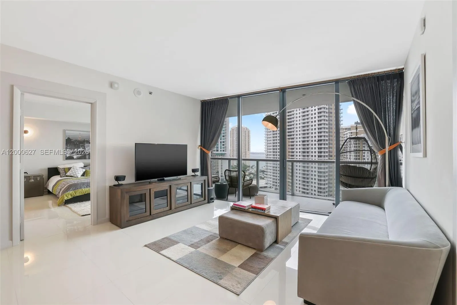 465 Brickell Ave 1805, Miami, Florida 33131, Miami, Florida 33131, 2 Bedrooms Bedrooms, ,2 BathroomsBathrooms,Residential Lease,For Rent,465 Brickell Ave 1805, Miami, Florida 33131,A12000627