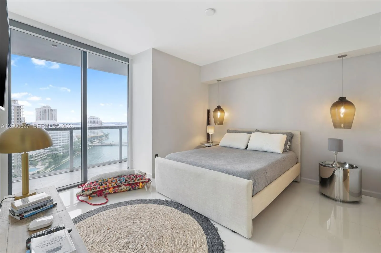 465 Brickell Ave 1805, Miami, Florida 33131, Miami, Florida 33131, 2 Bedrooms Bedrooms, ,2 BathroomsBathrooms,Residential Lease,For Rent,465 Brickell Ave 1805, Miami, Florida 33131,A12000627