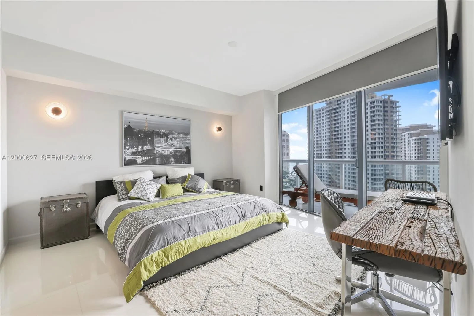 465 Brickell Ave 1805, Miami, Florida 33131, Miami, Florida 33131, 2 Bedrooms Bedrooms, ,2 BathroomsBathrooms,Residential Lease,For Rent,465 Brickell Ave 1805, Miami, Florida 33131,A12000627