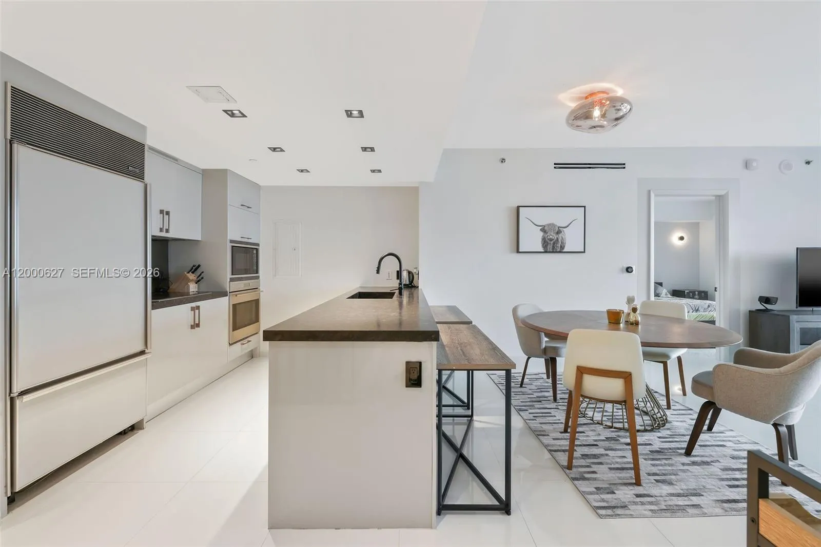 465 Brickell Ave 1805, Miami, Florida 33131, Miami, Florida 33131, 2 Bedrooms Bedrooms, ,2 BathroomsBathrooms,Residential Lease,For Rent,465 Brickell Ave 1805, Miami, Florida 33131,A12000627