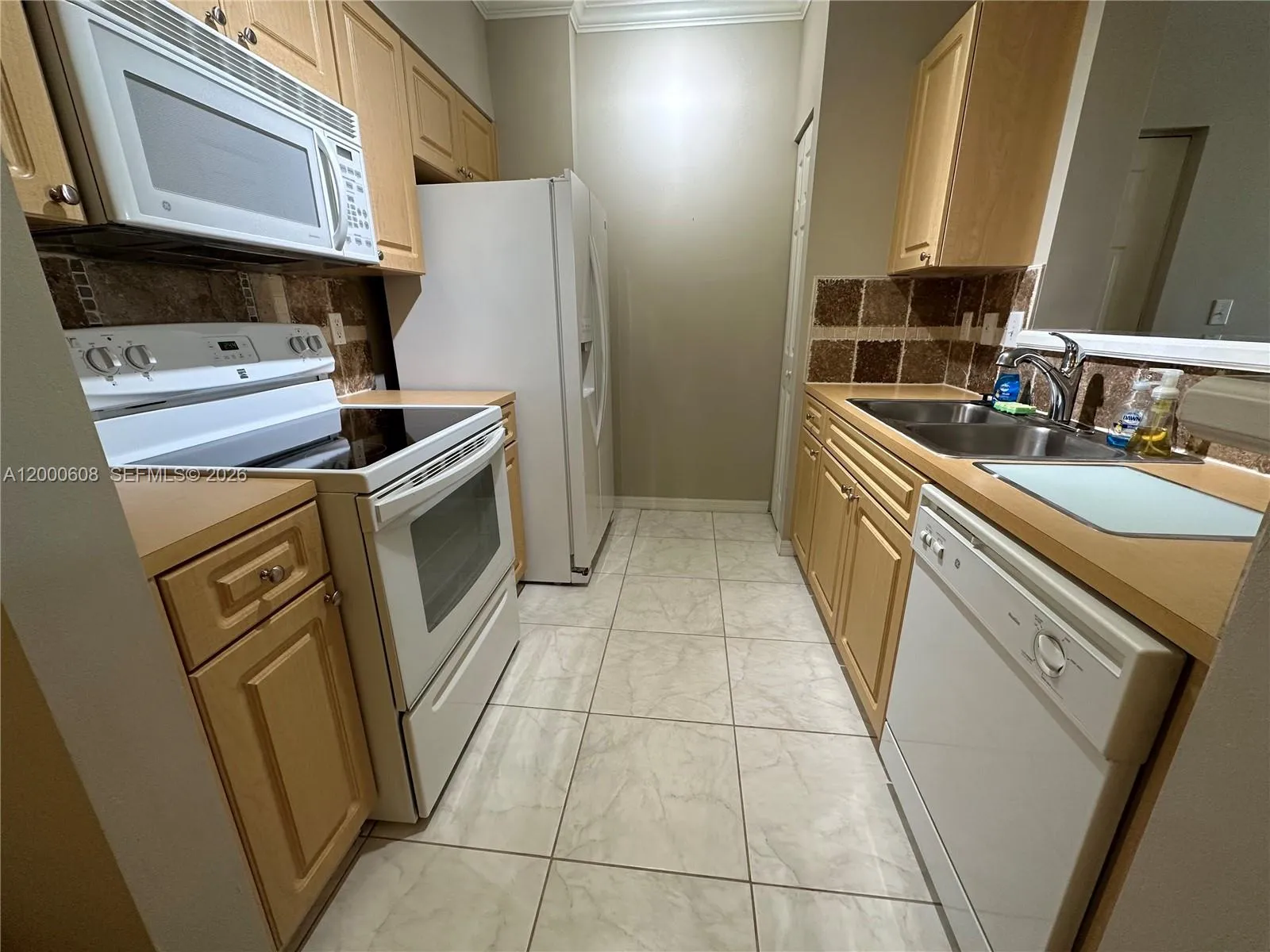 6841 Sw 44th St 209, Miami, Florida 33155, Miami, Florida 33155, 1 Bedroom Bedrooms, ,1 BathroomBathrooms,Residential Lease,For Rent,6841 Sw 44th St 209, Miami, Florida 33155,A12000608