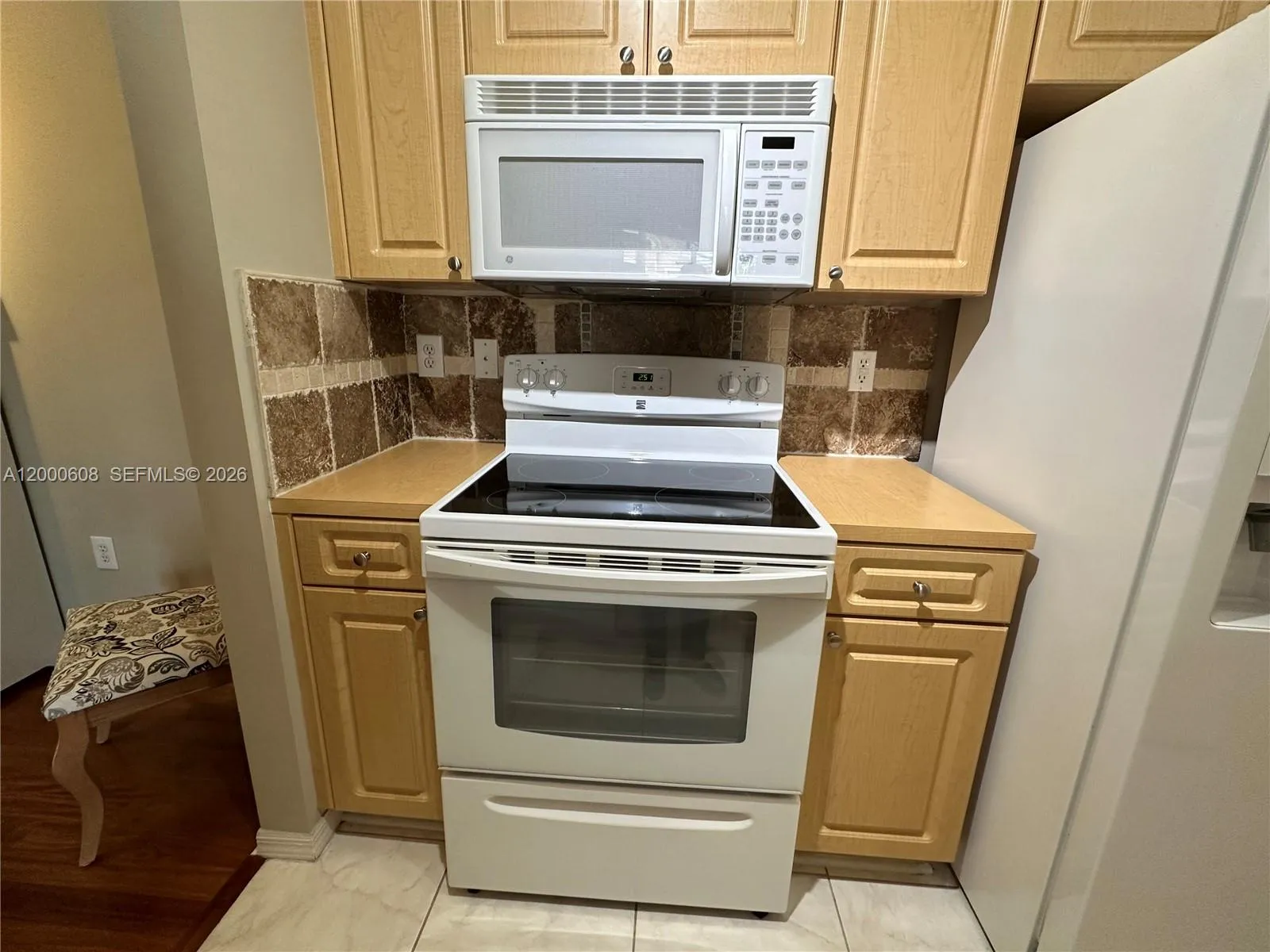 6841 Sw 44th St 209, Miami, Florida 33155, Miami, Florida 33155, 1 Bedroom Bedrooms, ,1 BathroomBathrooms,Residential Lease,For Rent,6841 Sw 44th St 209, Miami, Florida 33155,A12000608