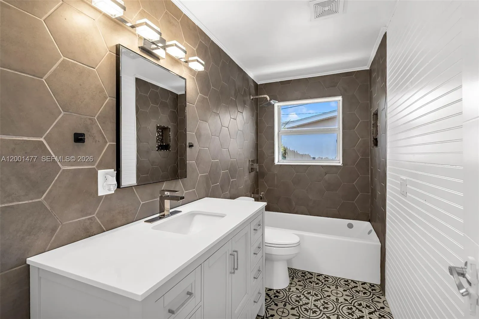 1151 Ne 42nd Ct, Pompano Beach, Florida 33064, Pompano Beach, Florida 33064, 3 Bedrooms Bedrooms, ,2 BathroomsBathrooms,Residential,For Sale,1151 Ne 42nd Ct, Pompano Beach, Florida 33064,A12001477