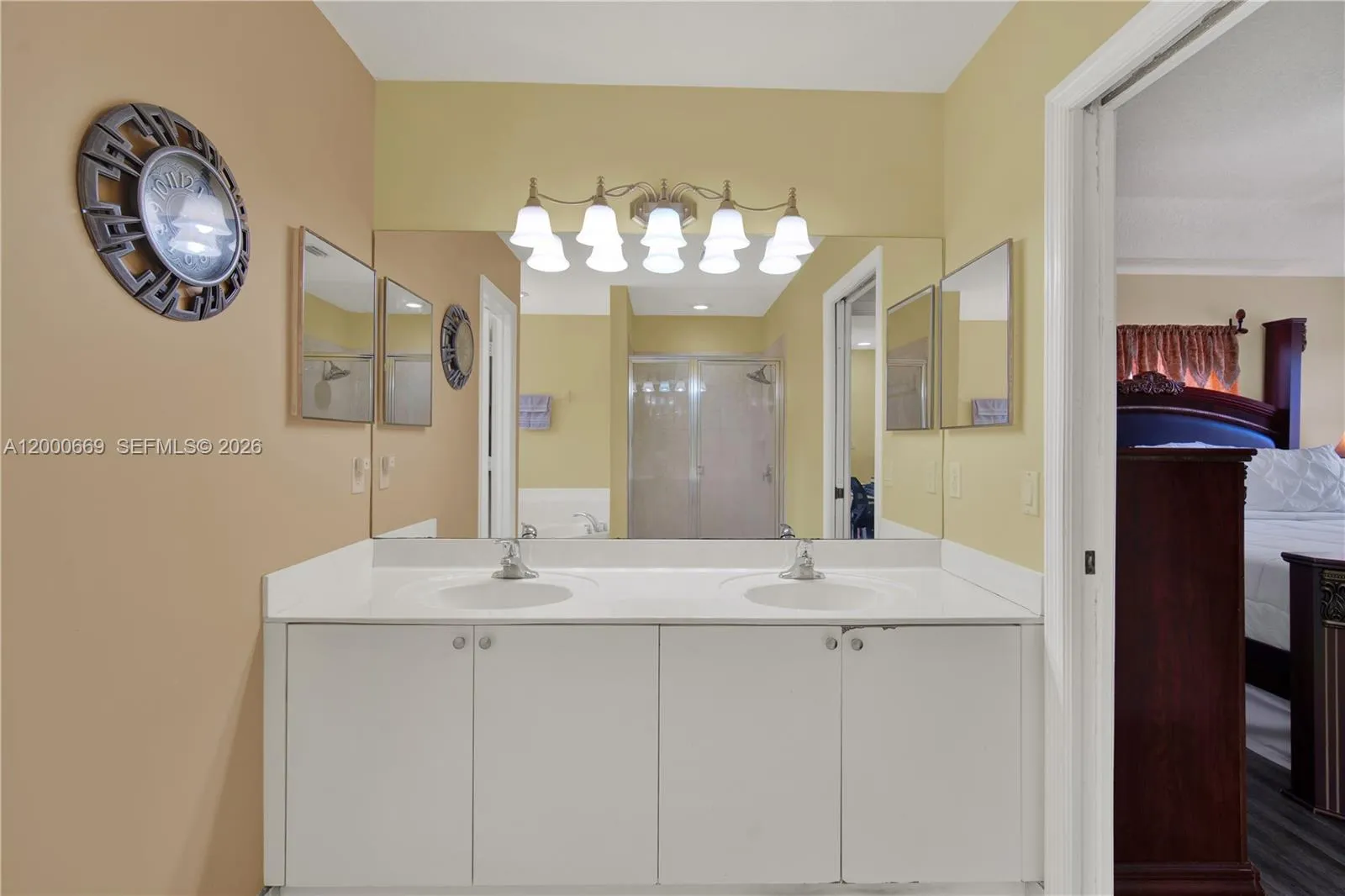 2064 Ne 35th Ave, Homestead, Florida 33033, Homestead, Florida 33033, 3 Bedrooms Bedrooms, ,2 BathroomsBathrooms,Residential,For Sale,2064 Ne 35th Ave, Homestead, Florida 33033,A12000669