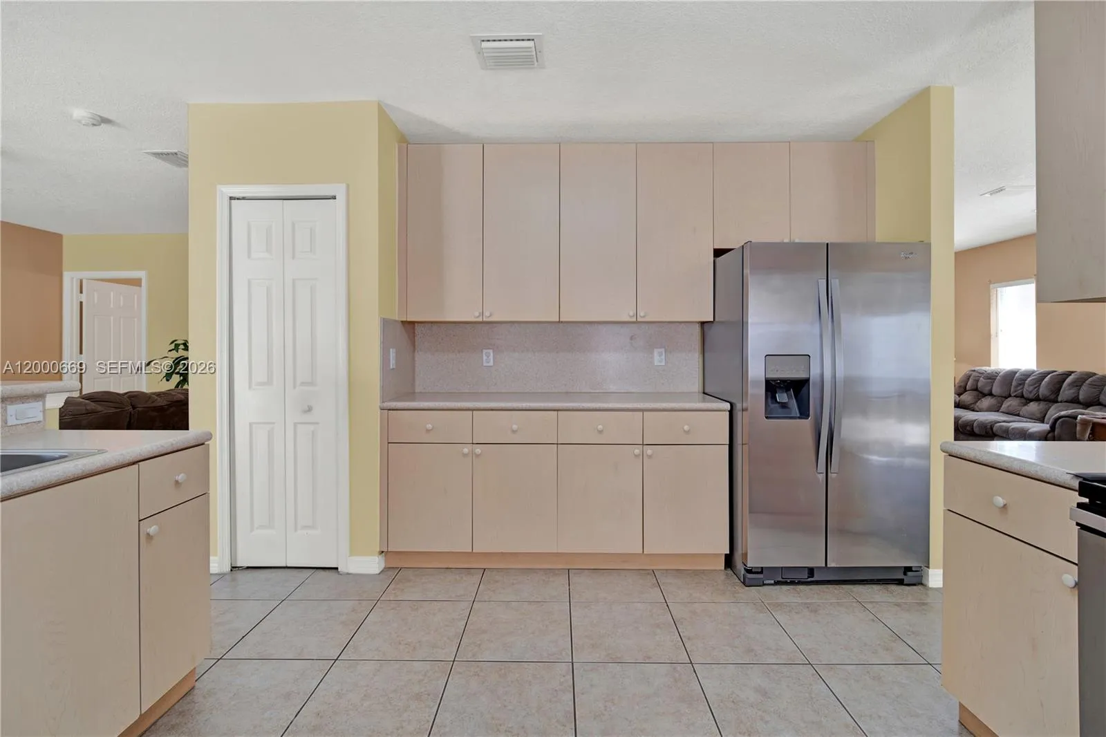 2064 Ne 35th Ave, Homestead, Florida 33033, Homestead, Florida 33033, 3 Bedrooms Bedrooms, ,2 BathroomsBathrooms,Residential,For Sale,2064 Ne 35th Ave, Homestead, Florida 33033,A12000669