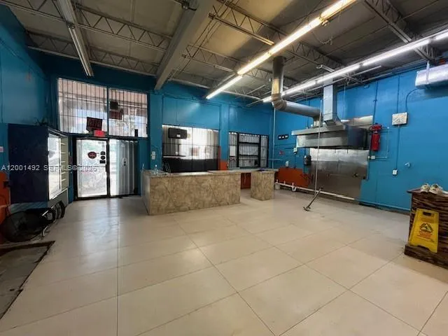 1120 E 25th St, Hialeah, Florida 33013, Hialeah, Florida 33013, ,Commercial Lease,For Rent,1120 E 25th St, Hialeah, Florida 33013,A12001492