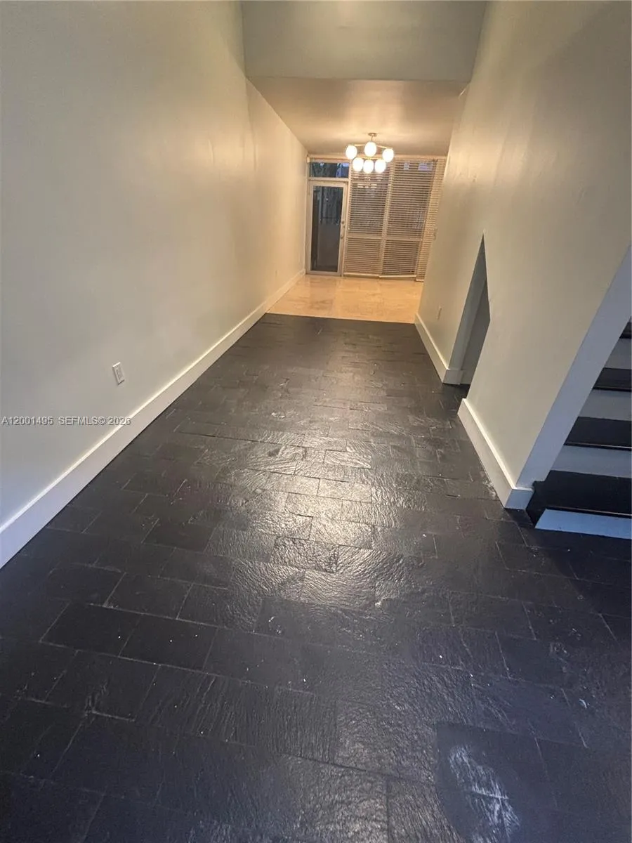 2666 Tigertail Ave 114, Miami, Florida 33133, Miami, Florida 33133, 1 Bedroom Bedrooms, ,2 BathroomsBathrooms,Residential Lease,For Rent,2666 Tigertail Ave 114, Miami, Florida 33133,A12001495