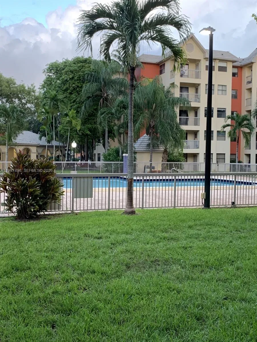 8215 Lake Dr 108, Doral, Florida 33166, Doral, Florida 33166, 1 Bedroom Bedrooms, ,1 BathroomBathrooms,Residential Lease,For Rent,8215 Lake Dr 108, Doral, Florida 33166,A11997498