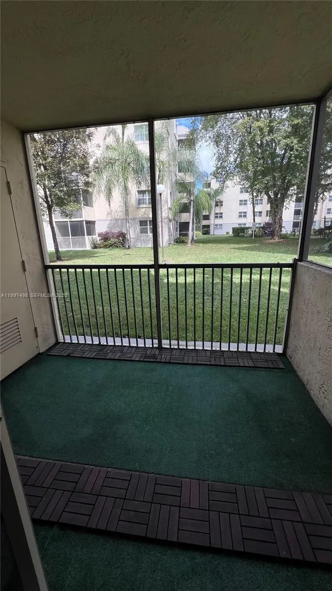 8215 Lake Dr 108, Doral, Florida 33166, Doral, Florida 33166, 1 Bedroom Bedrooms, ,1 BathroomBathrooms,Residential Lease,For Rent,8215 Lake Dr 108, Doral, Florida 33166,A11997498