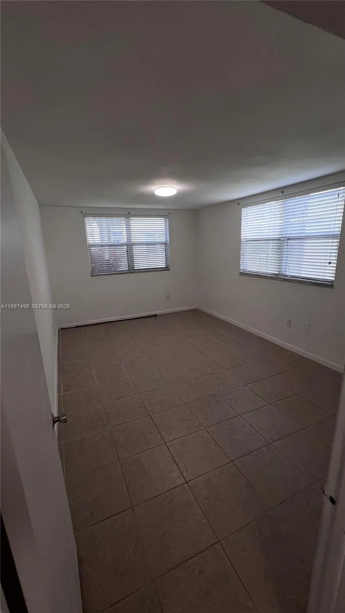 8215 Lake Dr 108, Doral, Florida 33166, Doral, Florida 33166, 1 Bedroom Bedrooms, ,1 BathroomBathrooms,Residential Lease,For Rent,8215 Lake Dr 108, Doral, Florida 33166,A11997498
