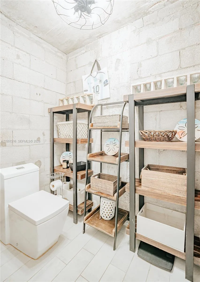 1340 Lincoln Rd 805, Miami Beach, Florida 33139, Miami Beach, Florida 33139, 2 Bedrooms Bedrooms, ,1 BathroomBathrooms,Residential Lease,For Rent,1340 Lincoln Rd 805, Miami Beach, Florida 33139,A12001516