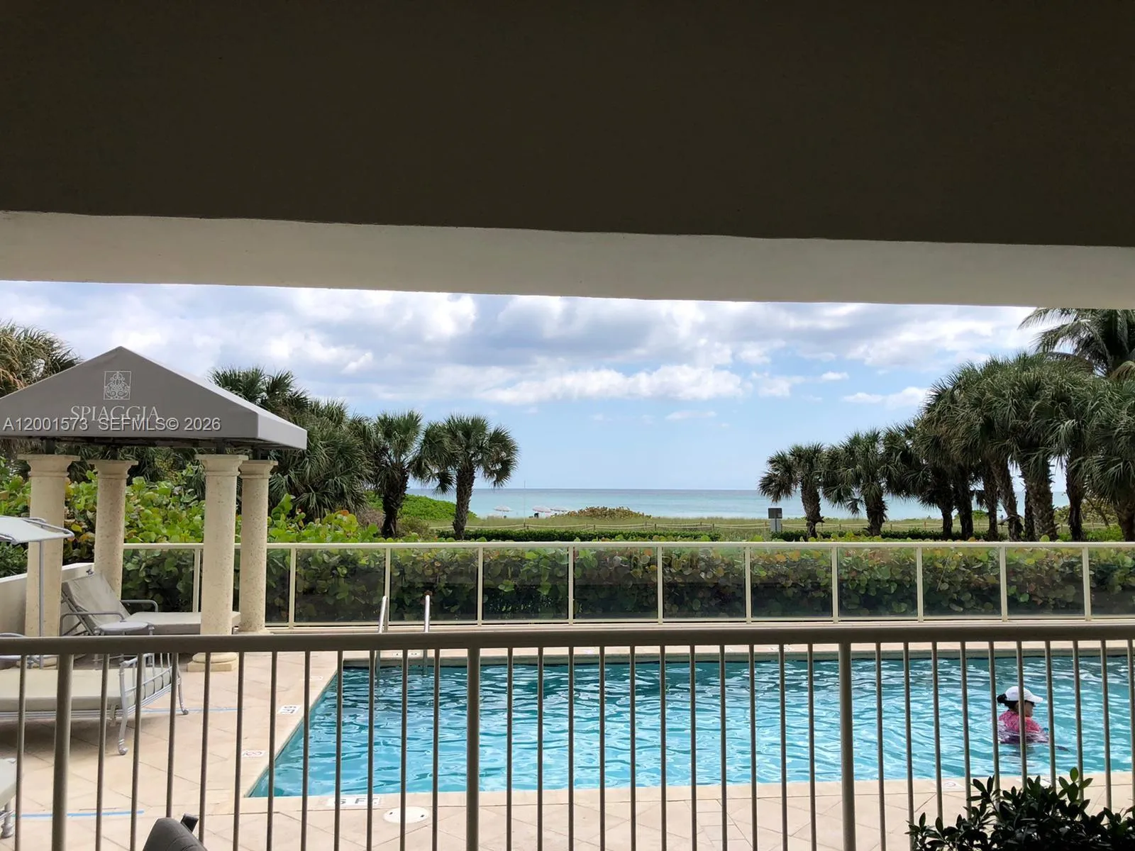 9499 Collins Ave 308, Surfside, Florida 33154, Surfside, Florida 33154, 1 Bedroom Bedrooms, ,2 BathroomsBathrooms,Residential Lease,For Rent,9499 Collins Ave 308, Surfside, Florida 33154,A12001573