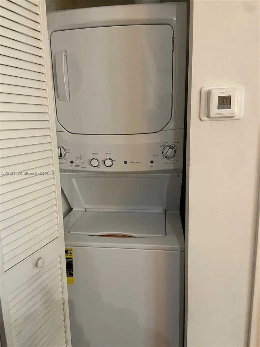 435 21st St 204, Miami Beach, Florida 33139, Miami Beach, Florida 33139, 1 Bedroom Bedrooms, ,1 BathroomBathrooms,Residential Lease,For Rent,435 21st St 204, Miami Beach, Florida 33139,A12001478