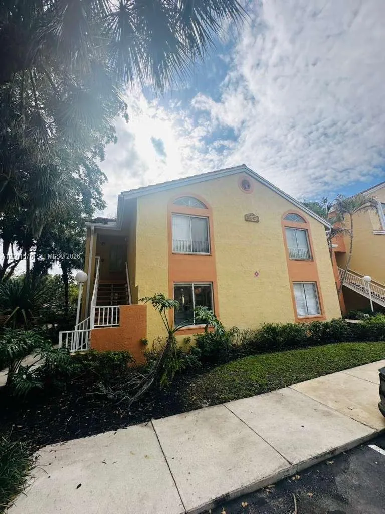 1190 Coral Club Dr 1190, Coral Springs, Florida 33, Coral Springs, Florida 33071, 2 Bedrooms Bedrooms, ,2 BathroomsBathrooms,Residential,For Sale,1190 Coral Club Dr 1190, Coral Springs, Florida 33,A12001576