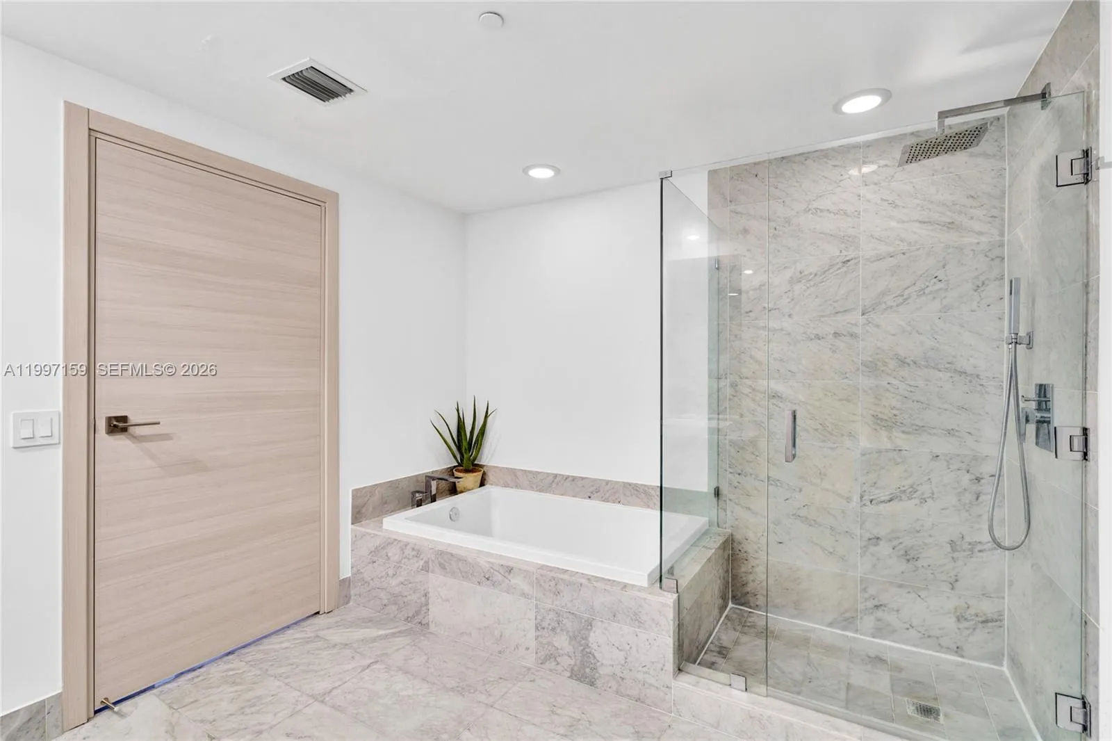 801 S Miami Ave 1106, Miami, Florida 33130, Miami, Florida 33130, 1 Bedroom Bedrooms, ,2 BathroomsBathrooms,Residential Lease,For Rent,801 S Miami Ave 1106, Miami, Florida 33130,A11997159