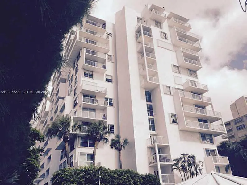 150 Se 25 Rd 8l, Miami, Florida 33129, Miami, Florida 33129, 1 Bedroom Bedrooms, ,1 BathroomBathrooms,Residential Lease,For Rent,150 Se 25 Rd 8l, Miami, Florida 33129,A12001592