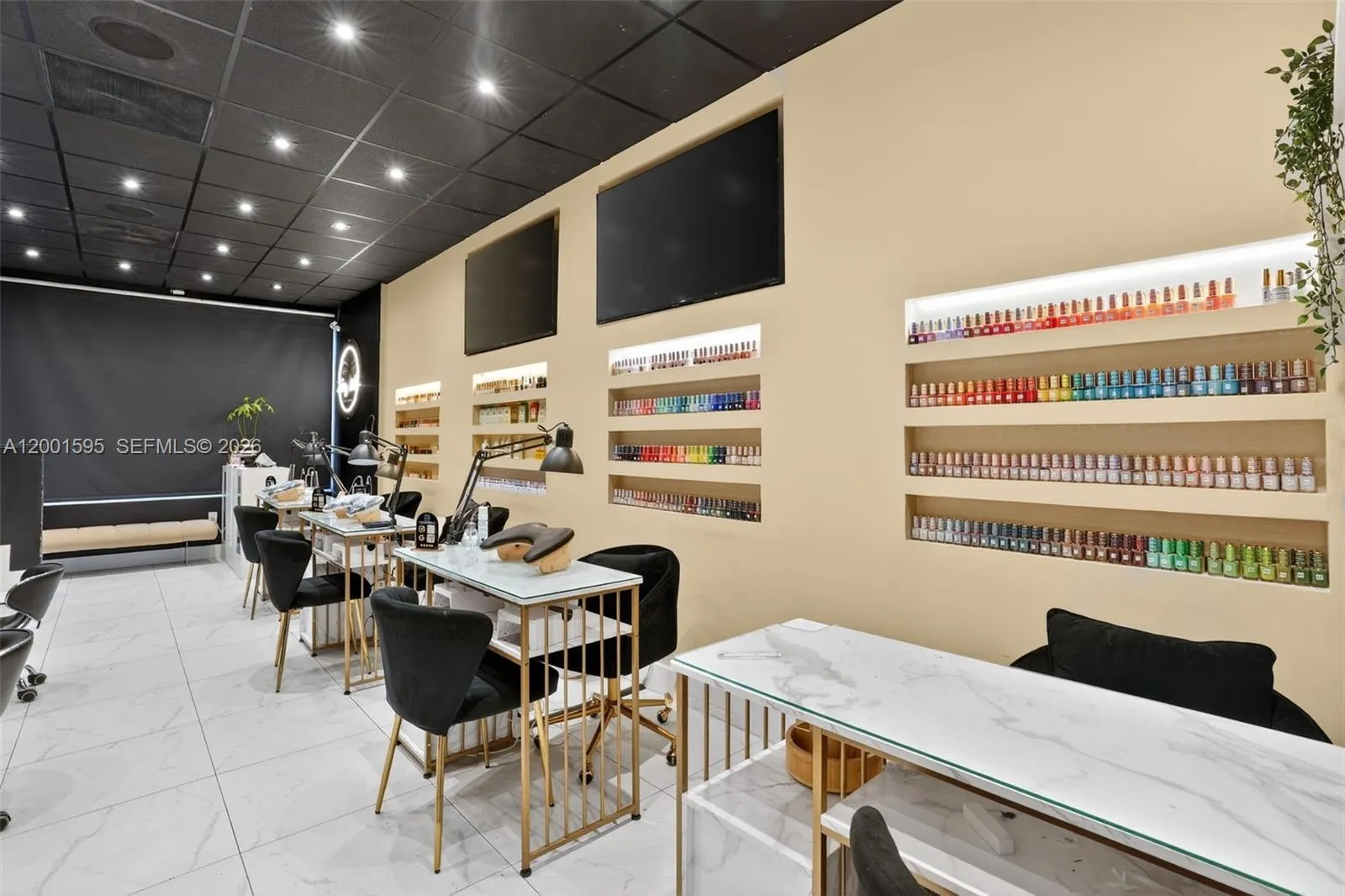 Nail Salon For Sale In West Miami Area, West Miami, West Miami, Florida 33144, ,Business Opportunity,For Sale,Nail Salon For Sale In West Miami Area, West Miami,A12001595