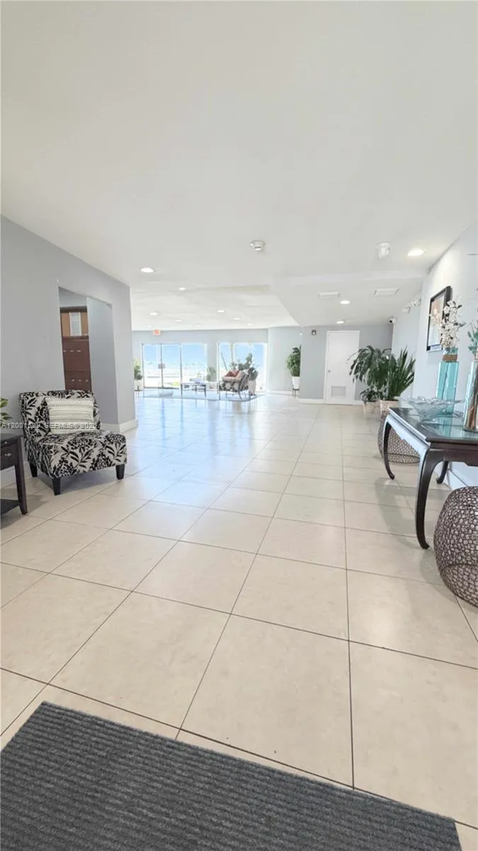 1880 S Treasure Dr 3a, North Bay Village, Florida, North Bay Village, Florida 33141, 3 Bedrooms Bedrooms, ,2 BathroomsBathrooms,Residential Lease,For Rent,1880 S Treasure Dr 3a, North Bay Village, Florida ,A12001599
