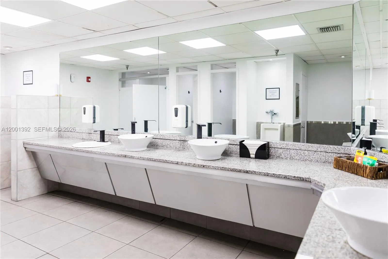 2801 Nw 74 Av S12, Miami, Florida 33122, Miami, Florida 33122, ,Commercial Lease,For Rent,2801 Nw 74 Av S12, Miami, Florida 33122,A12001392