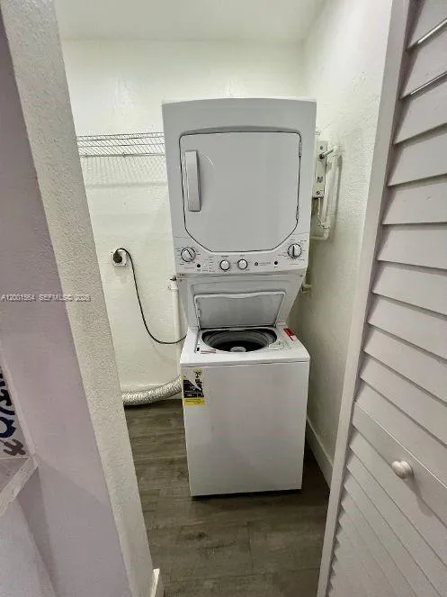 2620 Nw 18th Ter 1-4, Oakland Park, Florida 33311, Oakland Park, Florida 33311, 2 Bedrooms Bedrooms, ,1 BathroomBathrooms,Residential Lease,For Rent,2620 Nw 18th Ter 1-4, Oakland Park, Florida 33311,A12001564