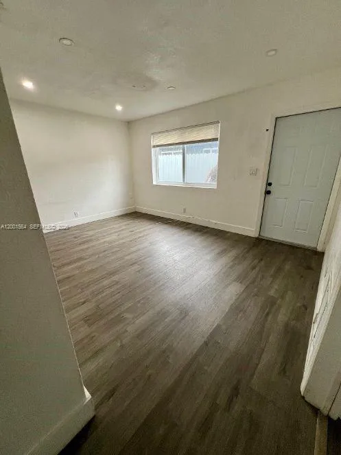 2620 Nw 18th Ter 1-4, Oakland Park, Florida 33311, Oakland Park, Florida 33311, 2 Bedrooms Bedrooms, ,1 BathroomBathrooms,Residential Lease,For Rent,2620 Nw 18th Ter 1-4, Oakland Park, Florida 33311,A12001564