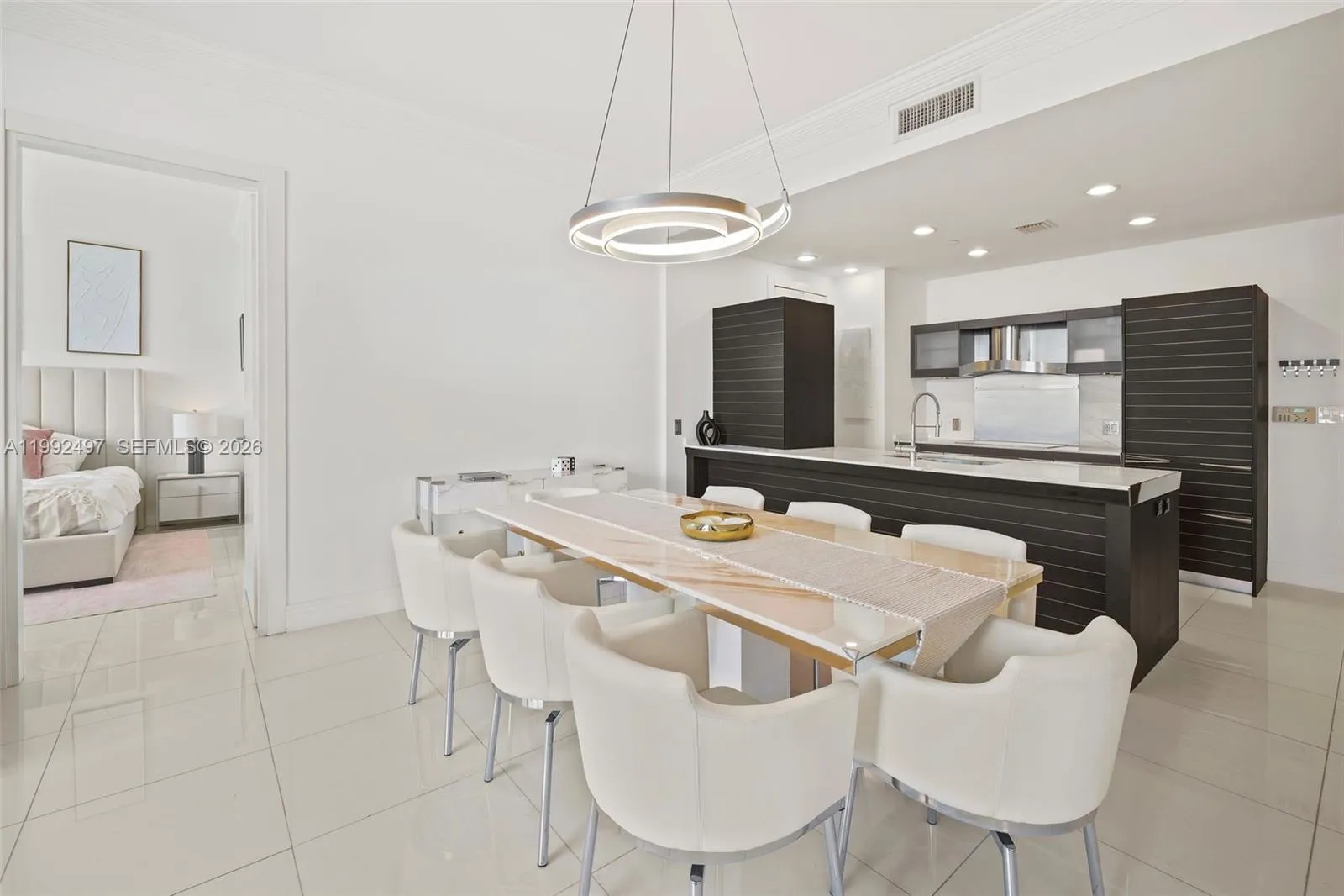 200 Biscayne Boulevard Way 5009, Miami, Florida 33, Miami, Florida 33131, 2 Bedrooms Bedrooms, ,2 BathroomsBathrooms,Residential Lease,For Rent,200 Biscayne Boulevard Way 5009, Miami, Florida 33,A11992497