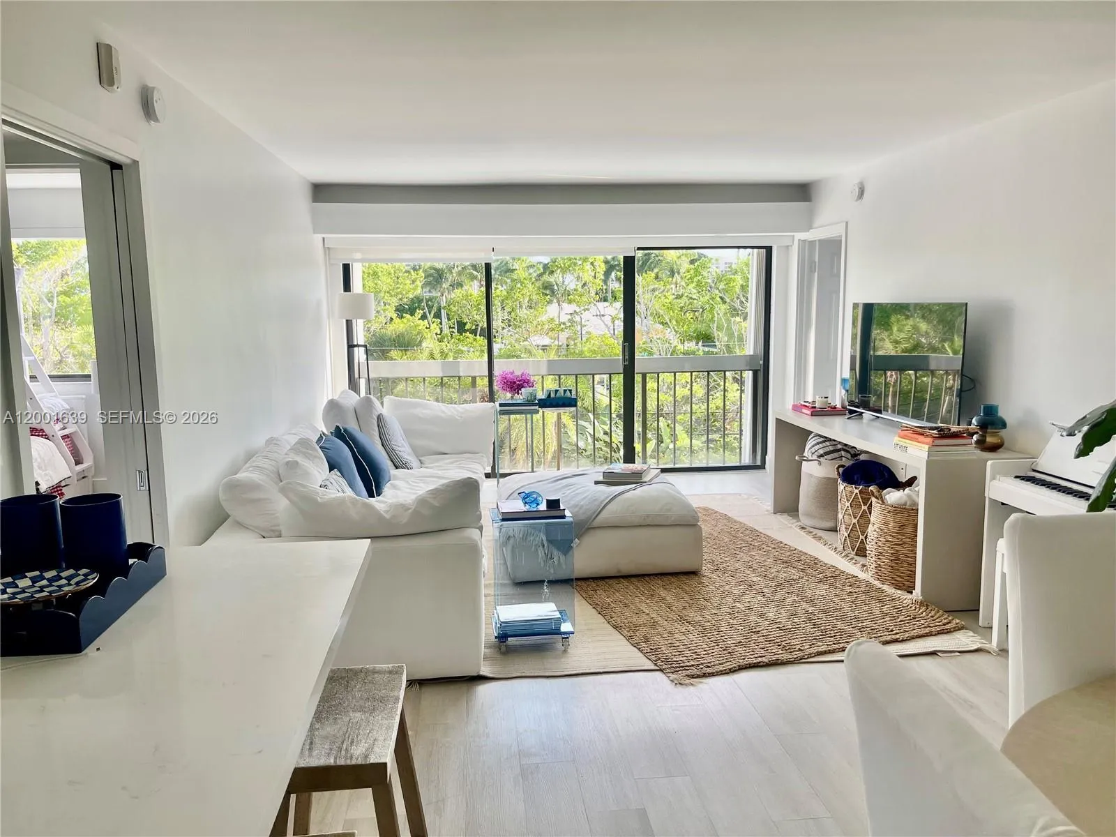 255 Galen Dr 3d, Key Biscayne, Florida 33149, Key Biscayne, Florida 33149, 2 Bedrooms Bedrooms, ,2 BathroomsBathrooms,Residential Lease,For Rent,255 Galen Dr 3d, Key Biscayne, Florida 33149,A12001639