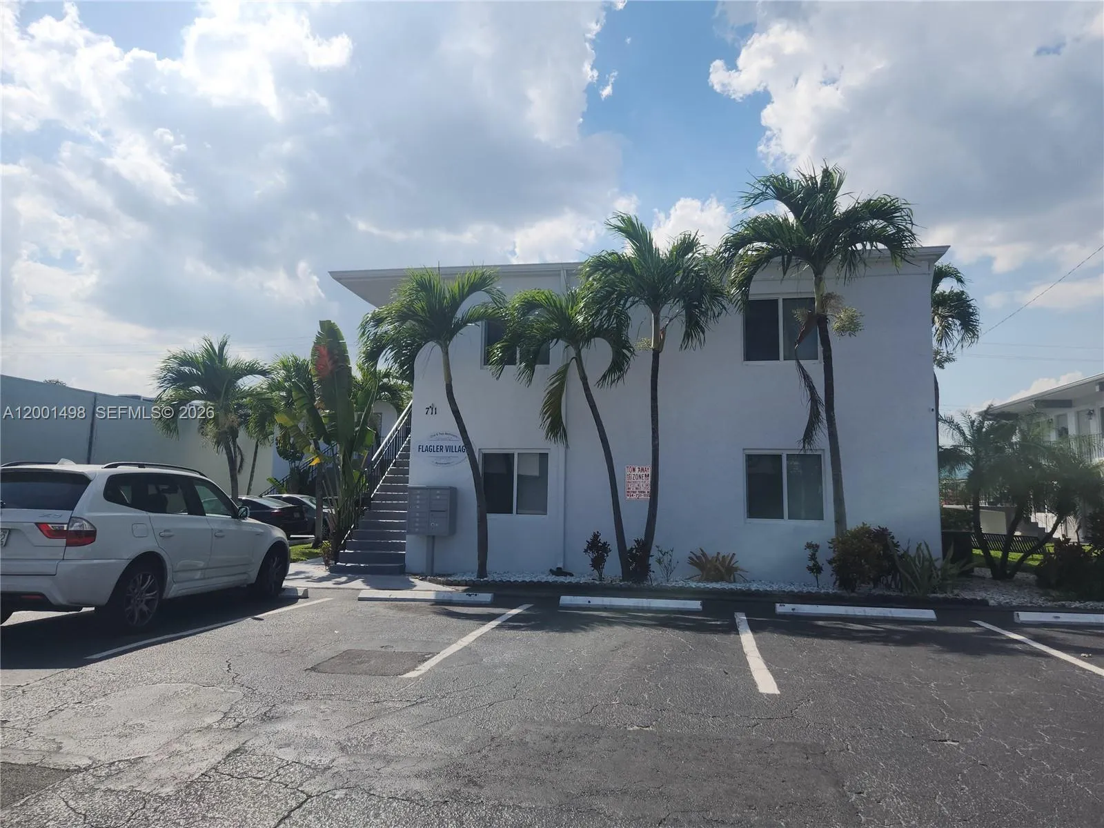 711 Ne 2nd Ave 102, Fort Lauderdale, Florida 33304, Fort Lauderdale, Florida 33304, 2 Bedrooms Bedrooms, ,1 BathroomBathrooms,Residential Lease,For Rent,711 Ne 2nd Ave 102, Fort Lauderdale, Florida 33304,A12001498