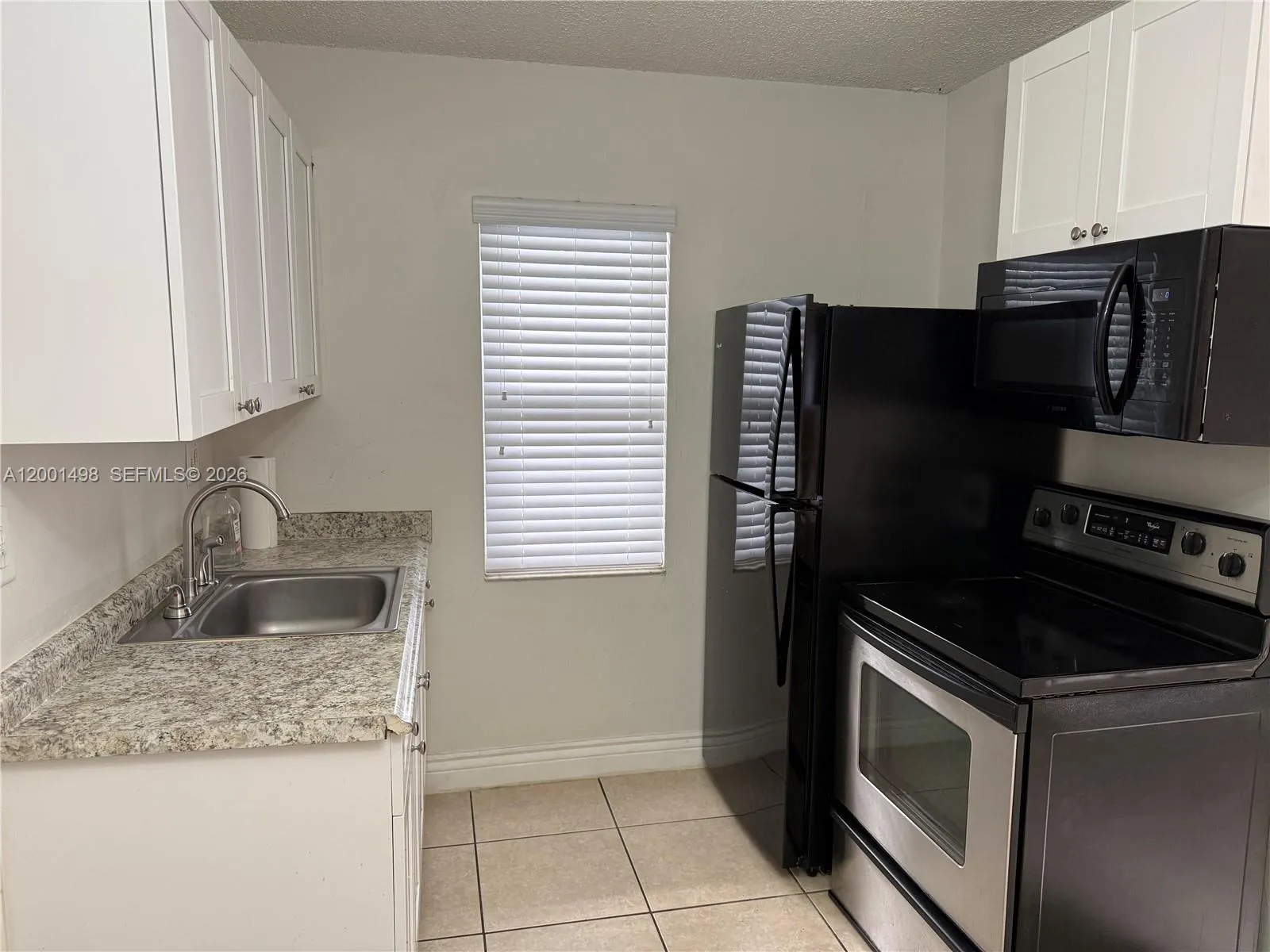 711 Ne 2nd Ave 102, Fort Lauderdale, Florida 33304, Fort Lauderdale, Florida 33304, 2 Bedrooms Bedrooms, ,1 BathroomBathrooms,Residential Lease,For Rent,711 Ne 2nd Ave 102, Fort Lauderdale, Florida 33304,A12001498
