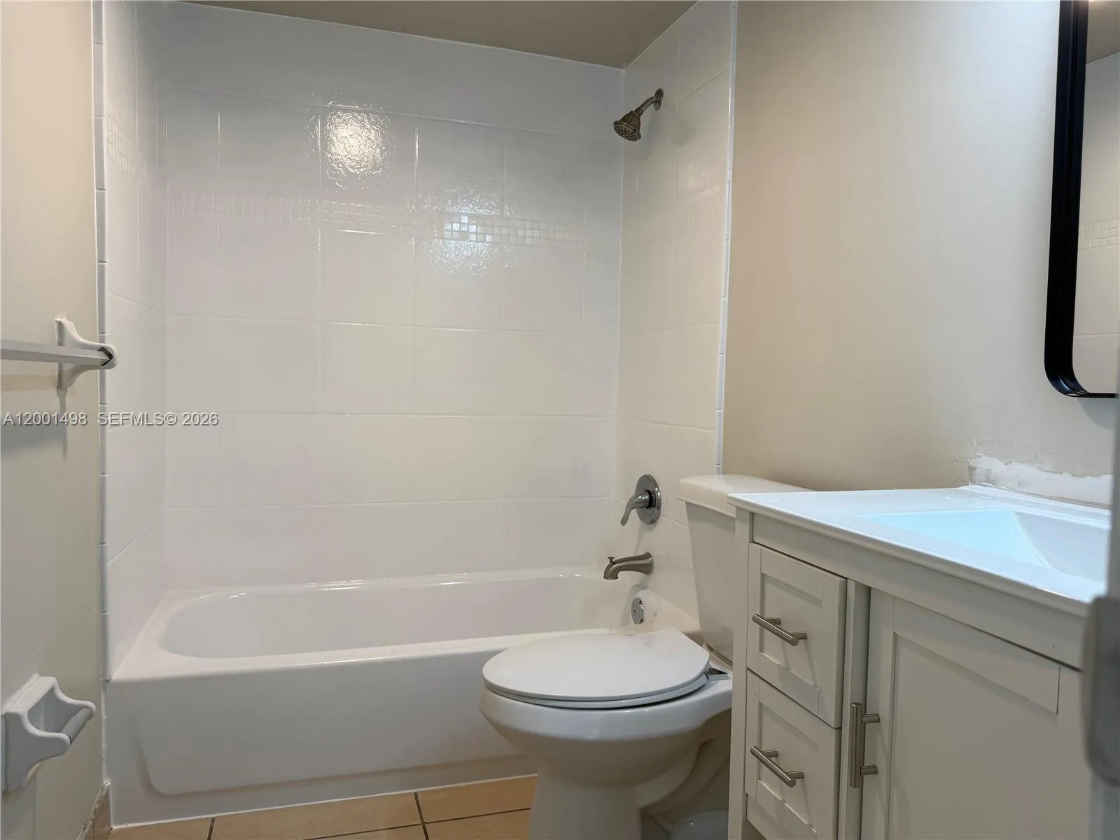 711 Ne 2nd Ave 102, Fort Lauderdale, Florida 33304, Fort Lauderdale, Florida 33304, 2 Bedrooms Bedrooms, ,1 BathroomBathrooms,Residential Lease,For Rent,711 Ne 2nd Ave 102, Fort Lauderdale, Florida 33304,A12001498