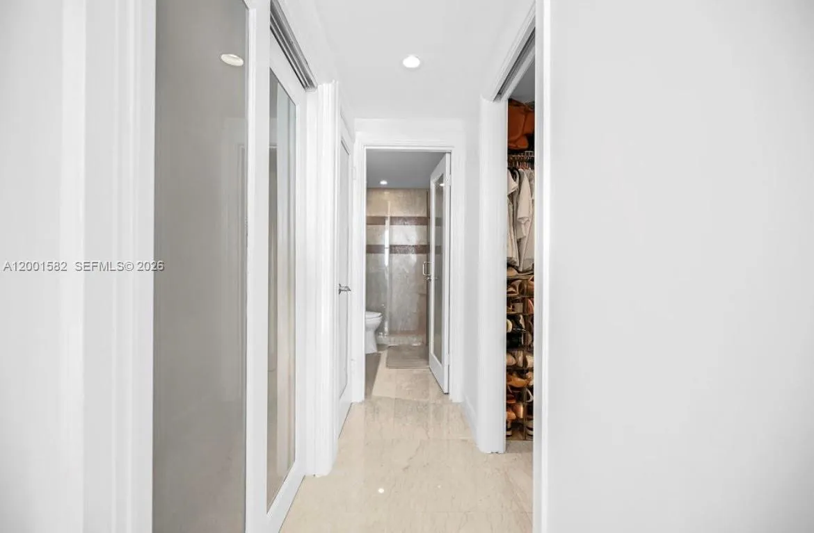 5601 Collins Ave 903, Miami Beach, Florida 33140, Miami Beach, Florida 33140, 1 Bedroom Bedrooms, ,2 BathroomsBathrooms,Residential,For Sale,5601 Collins Ave 903, Miami Beach, Florida 33140,A12001582