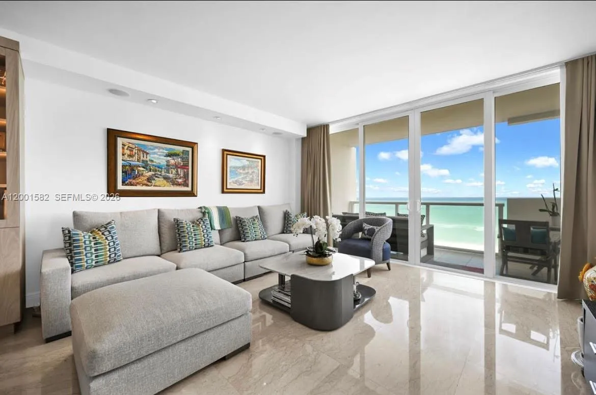 5601 Collins Ave 903, Miami Beach, Florida 33140, Miami Beach, Florida 33140, 1 Bedroom Bedrooms, ,2 BathroomsBathrooms,Residential,For Sale,5601 Collins Ave 903, Miami Beach, Florida 33140,A12001582