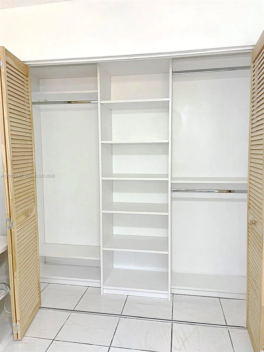 520 Nw 109th Ave 602, Miami, Florida 33172, Miami, Florida 33172, 4 Bedrooms Bedrooms, ,2 BathroomsBathrooms,Residential Lease,For Rent,520 Nw 109th Ave 602, Miami, Florida 33172,A12001240