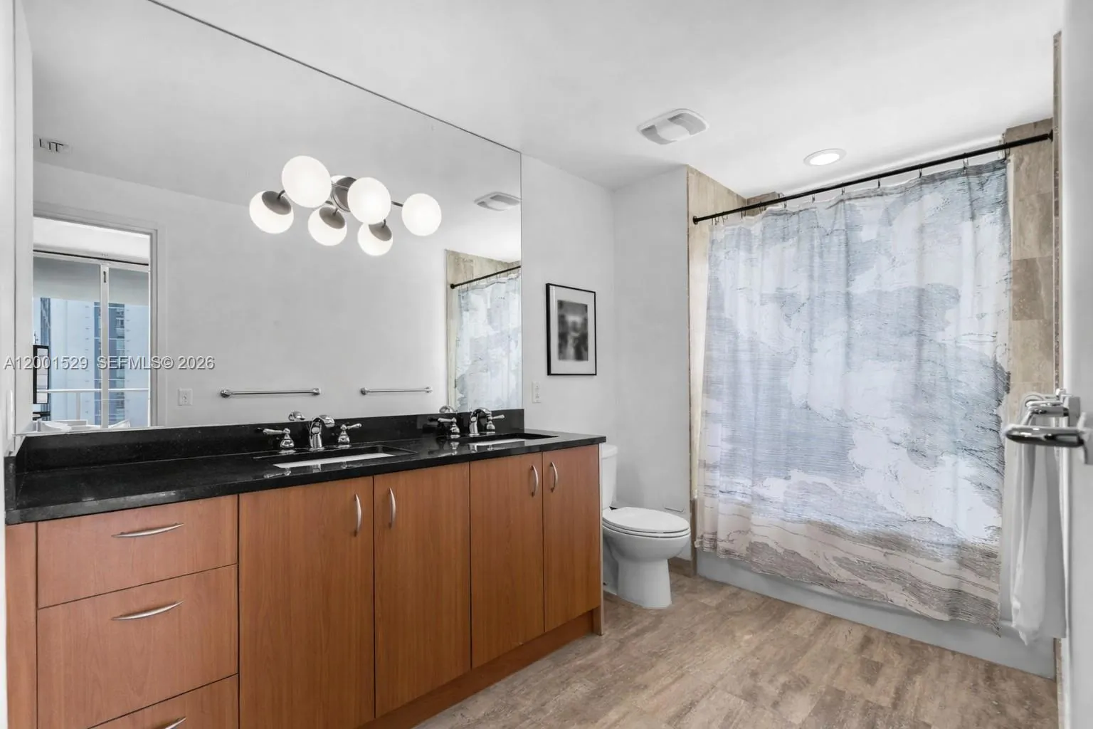 300 S Biscayne Blvd T-2416, Miami, Florida 33131, Miami, Florida 33131, 2 Bedrooms Bedrooms, ,2 BathroomsBathrooms,Residential,For Sale,300 S Biscayne Blvd T-2416, Miami, Florida 33131,A12001529