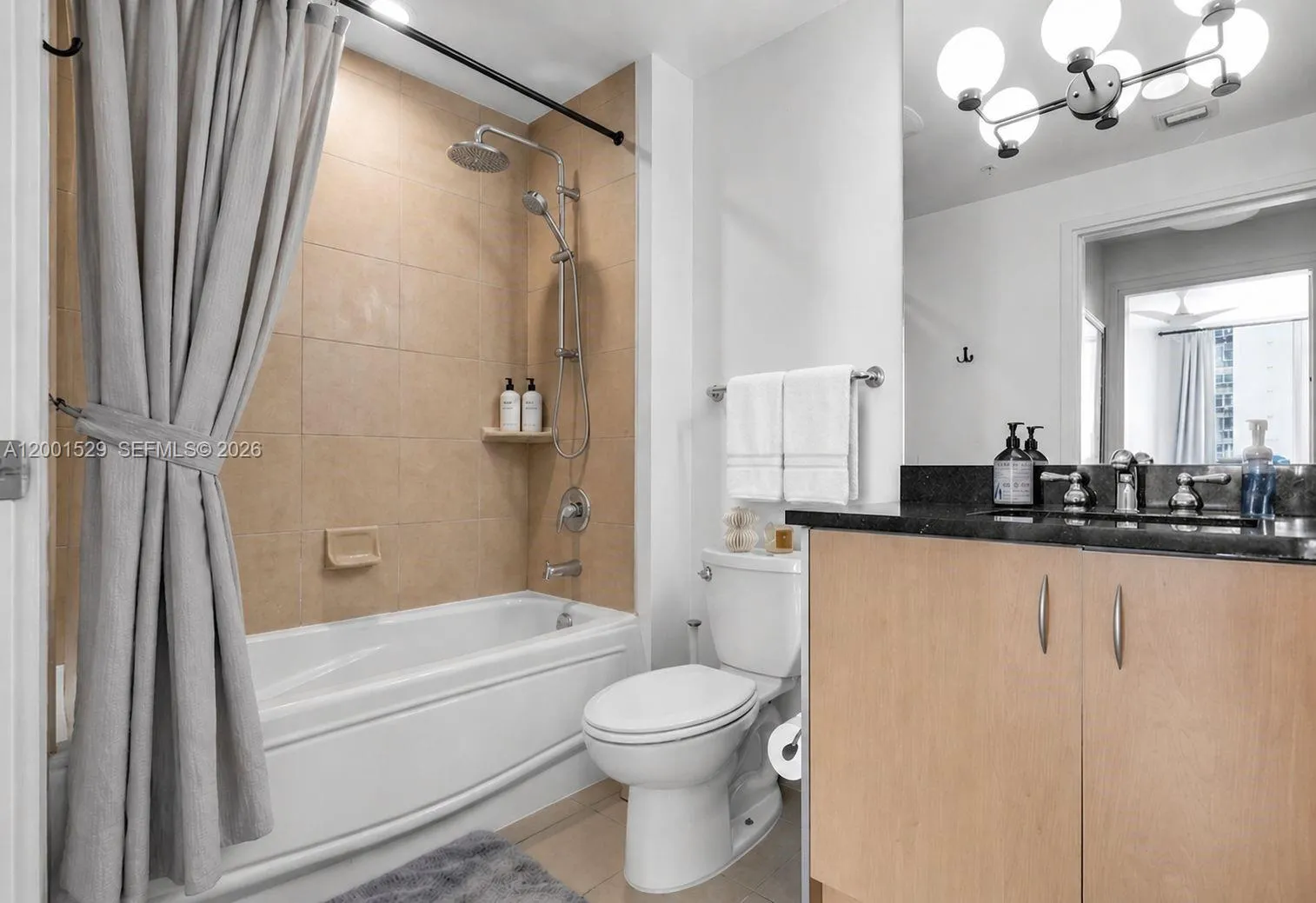 300 S Biscayne Blvd T-2416, Miami, Florida 33131, Miami, Florida 33131, 2 Bedrooms Bedrooms, ,2 BathroomsBathrooms,Residential,For Sale,300 S Biscayne Blvd T-2416, Miami, Florida 33131,A12001529