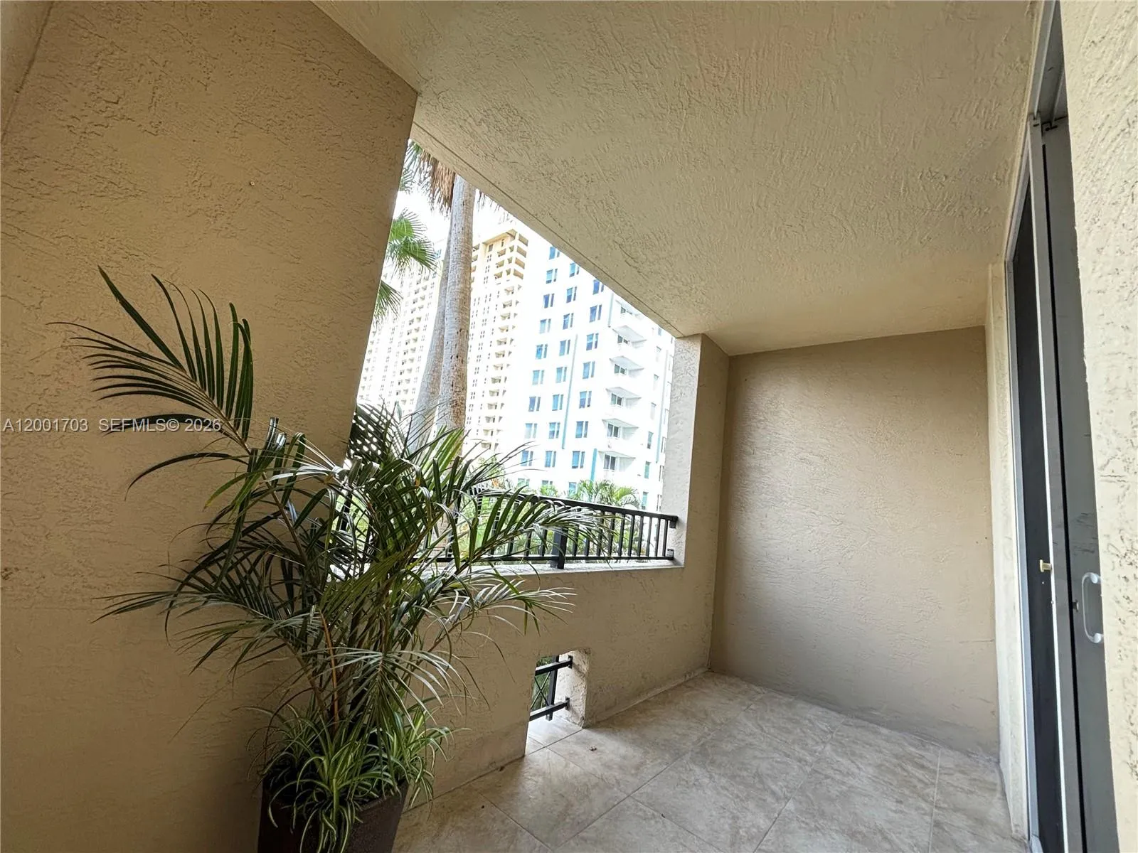 Fort Lauderdale, Florida 33301, 1 Bedroom Bedrooms, ,1 BathroomBathrooms,Residential Lease,For Rent,A12001703