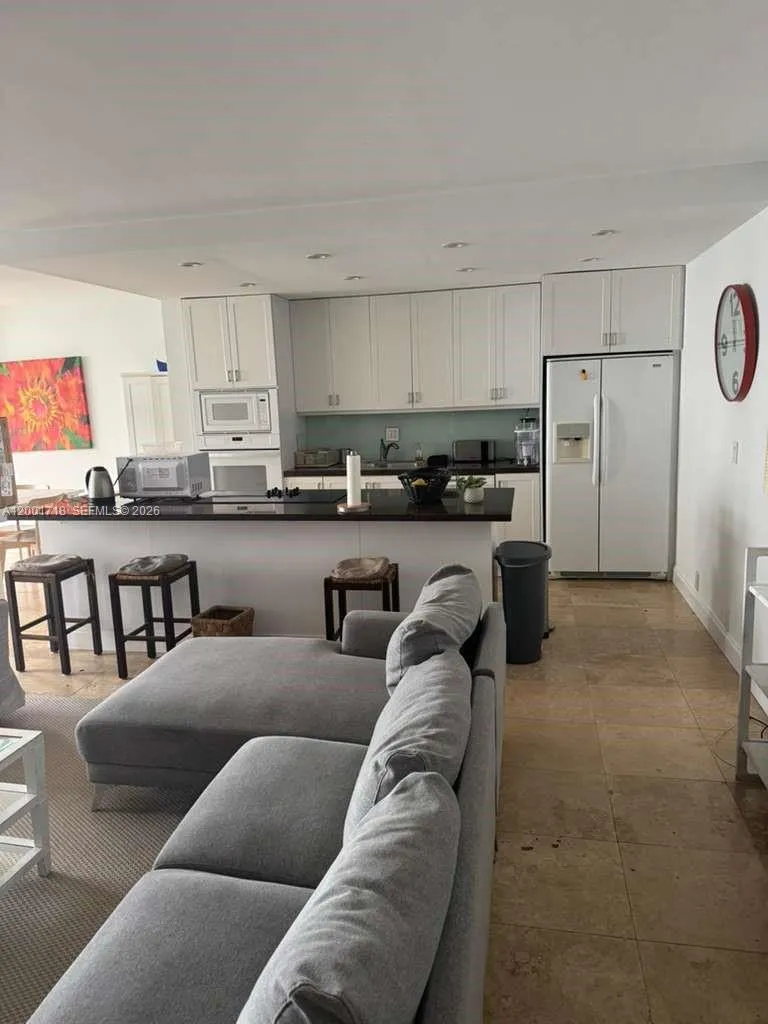 121 Crandon Blvd 462, Key Biscayne, Florida 33149, Key Biscayne, Florida 33149, 2 Bedrooms Bedrooms, ,2 BathroomsBathrooms,Residential Lease,For Rent,121 Crandon Blvd 462, Key Biscayne, Florida 33149,A12001718