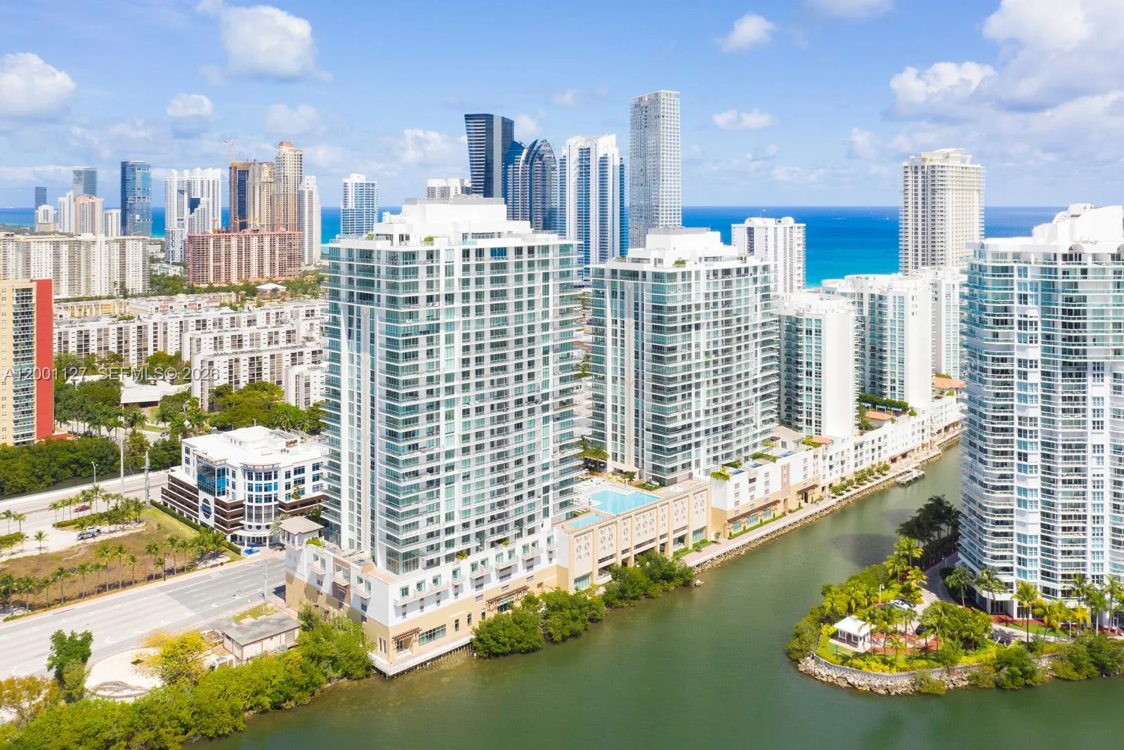 300 Se Sunny Isles Blvd 4-1702, Sunny Isles Beach, Sunny Isles Beach, Florida 33160, 3 Bedrooms Bedrooms, ,3 BathroomsBathrooms,Residential Lease,For Rent,300 Se Sunny Isles Blvd 4-1702, Sunny Isles Beach,A12001127