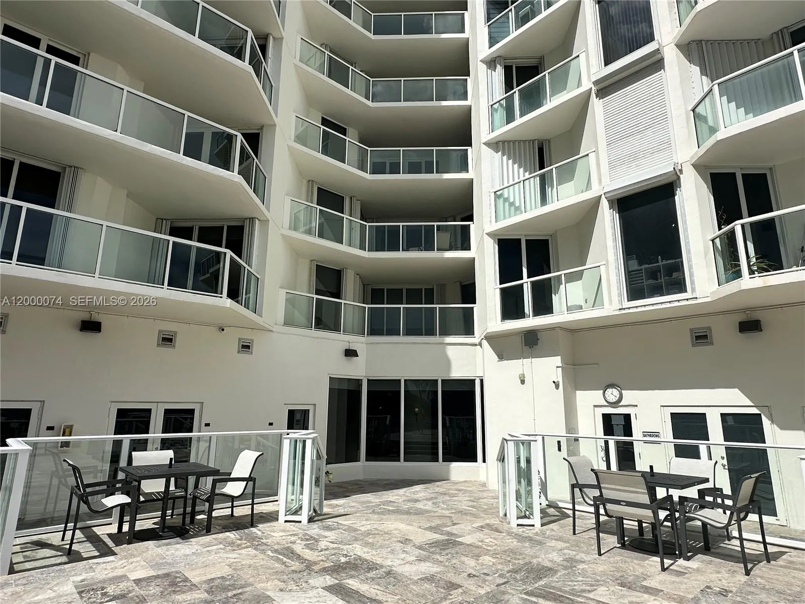 8925 Collins Ave 2j, Surfside, Florida 33154, Surfside, Florida 33154, 2 Bedrooms Bedrooms, ,2 BathroomsBathrooms,Residential Lease,For Rent,8925 Collins Ave 2j, Surfside, Florida 33154,A12000074