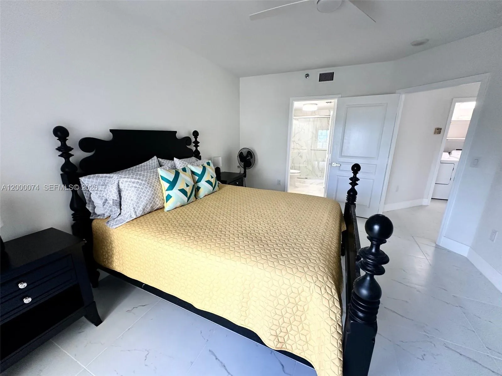 8925 Collins Ave 2j, Surfside, Florida 33154, Surfside, Florida 33154, 2 Bedrooms Bedrooms, ,2 BathroomsBathrooms,Residential Lease,For Rent,8925 Collins Ave 2j, Surfside, Florida 33154,A12000074