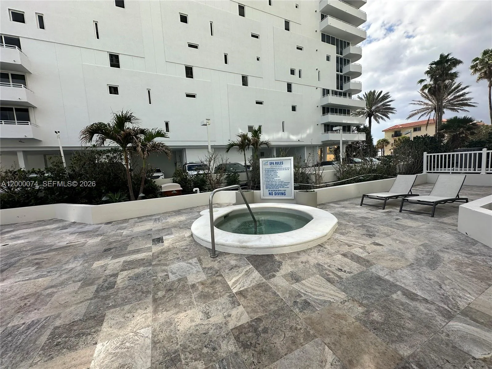 8925 Collins Ave 2j, Surfside, Florida 33154, Surfside, Florida 33154, 2 Bedrooms Bedrooms, ,2 BathroomsBathrooms,Residential Lease,For Rent,8925 Collins Ave 2j, Surfside, Florida 33154,A12000074