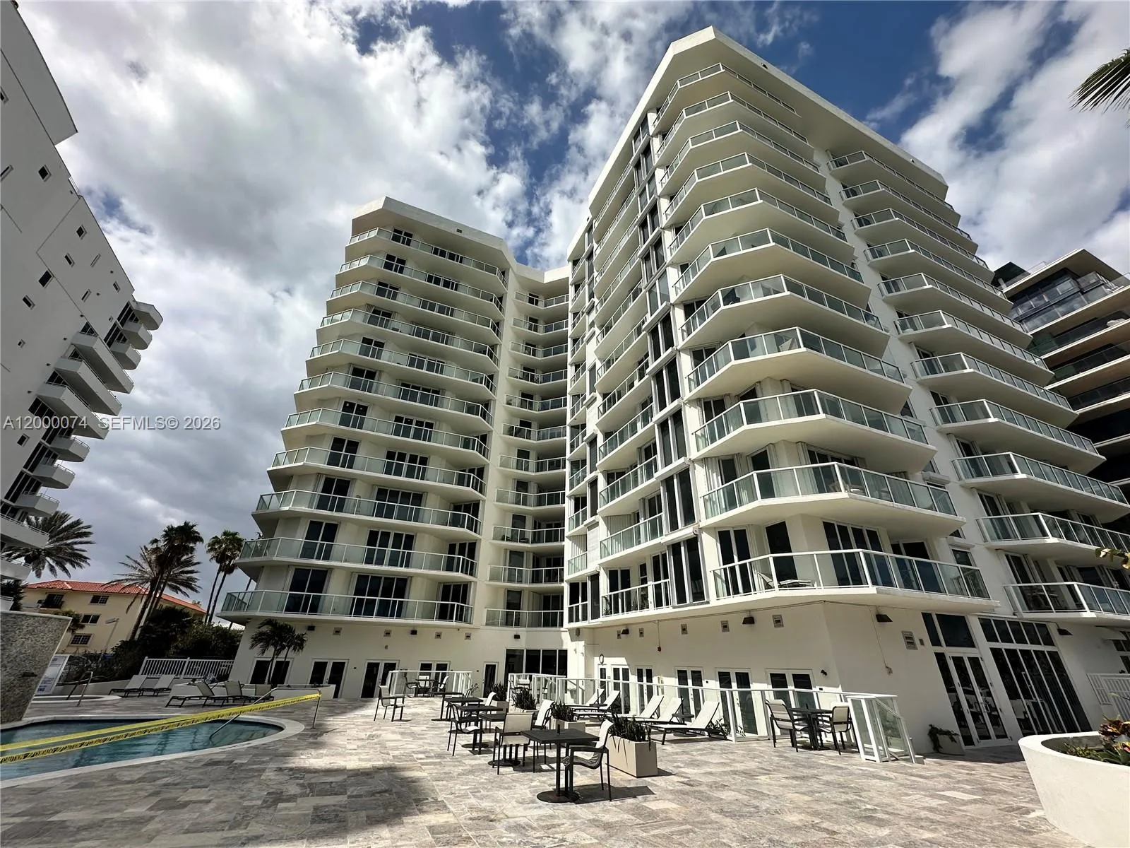 8925 Collins Ave 2j, Surfside, Florida 33154, Surfside, Florida 33154, 2 Bedrooms Bedrooms, ,2 BathroomsBathrooms,Residential Lease,For Rent,8925 Collins Ave 2j, Surfside, Florida 33154,A12000074