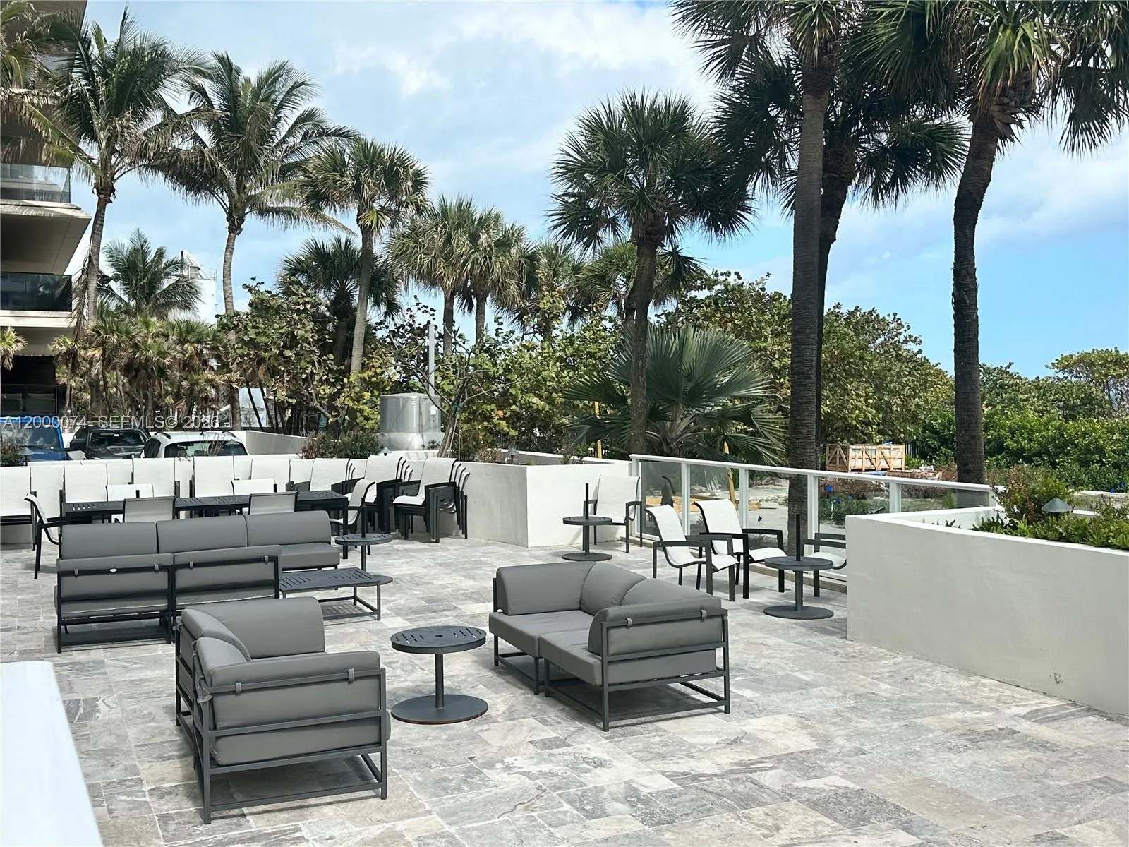 8925 Collins Ave 2j, Surfside, Florida 33154, Surfside, Florida 33154, 2 Bedrooms Bedrooms, ,2 BathroomsBathrooms,Residential Lease,For Rent,8925 Collins Ave 2j, Surfside, Florida 33154,A12000074