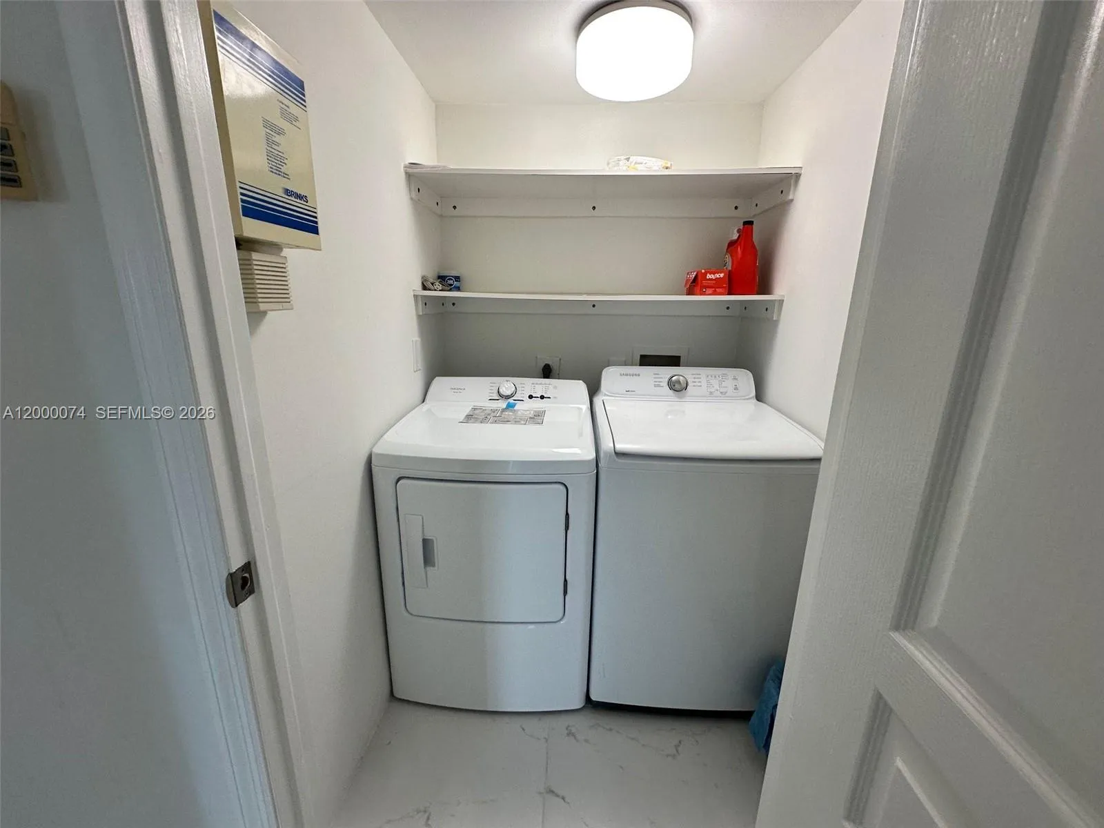 8925 Collins Ave 2j, Surfside, Florida 33154, Surfside, Florida 33154, 2 Bedrooms Bedrooms, ,2 BathroomsBathrooms,Residential Lease,For Rent,8925 Collins Ave 2j, Surfside, Florida 33154,A12000074
