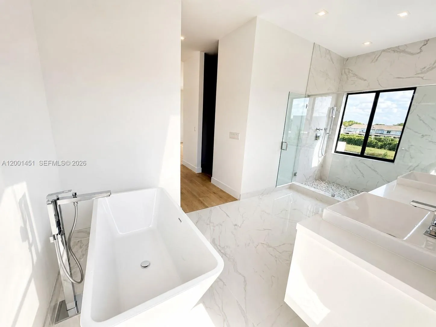 16776 Natures Way, Weston, Florida 33326, Weston, Florida 33326, 5 Bedrooms Bedrooms, ,6 BathroomsBathrooms,Residential,For Sale,16776 Natures Way, Weston, Florida 33326,A12001451